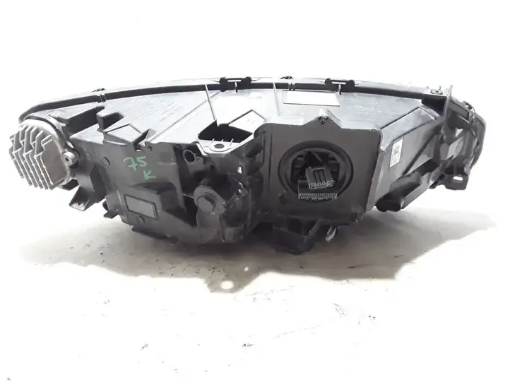 Volvo S90, V90 (2016 - 2020) 31655197 Передняя фара — фото 3