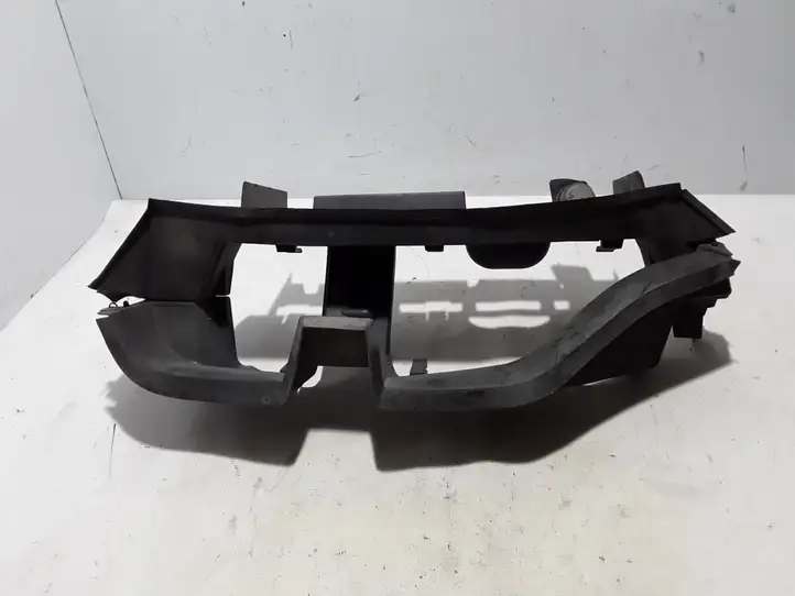 Renault Espace V (RFC) (2015 - 2019) 626853160R Дефлектор воздуха — фото 1