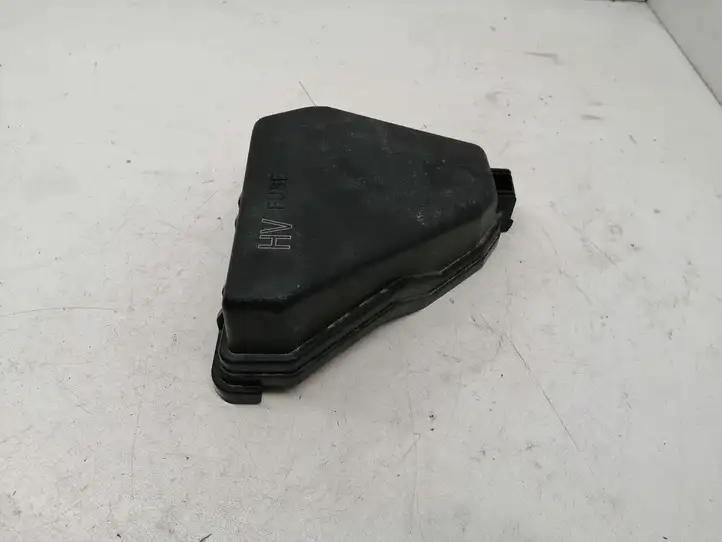 Toyota Yaris (2014 - 2019) 8266252791 Крышка ящика предохранителей — фото 5