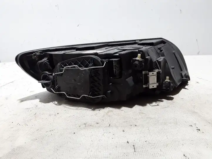 Volvo V50 (2008 - 2012) 31299583 Передняя фара — фото 4