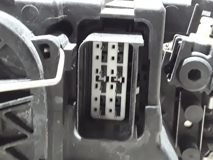 Volvo V50 (2008 - 2012) 31299583 Передняя фара — фото 7