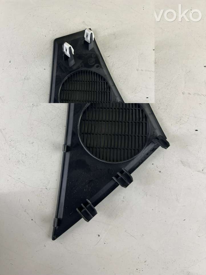 Dodge Ram (2008 - )  0000610102 Рамка центрального динамика