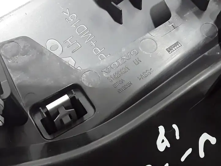 Volvo S90, V90 (2016 - 2020) 31426621 Верхняя обшивка стойки D — фото 3