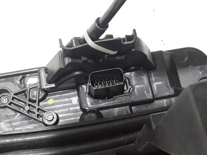 Ford Fiesta (2017 - ) H1BAA21813PB Замок передней двери — фото 4