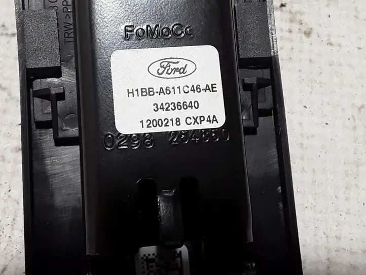 Ford Fiesta (2017 - ) H1BBA611C46AE Регулятор высоты ремня безопасности — фото 3