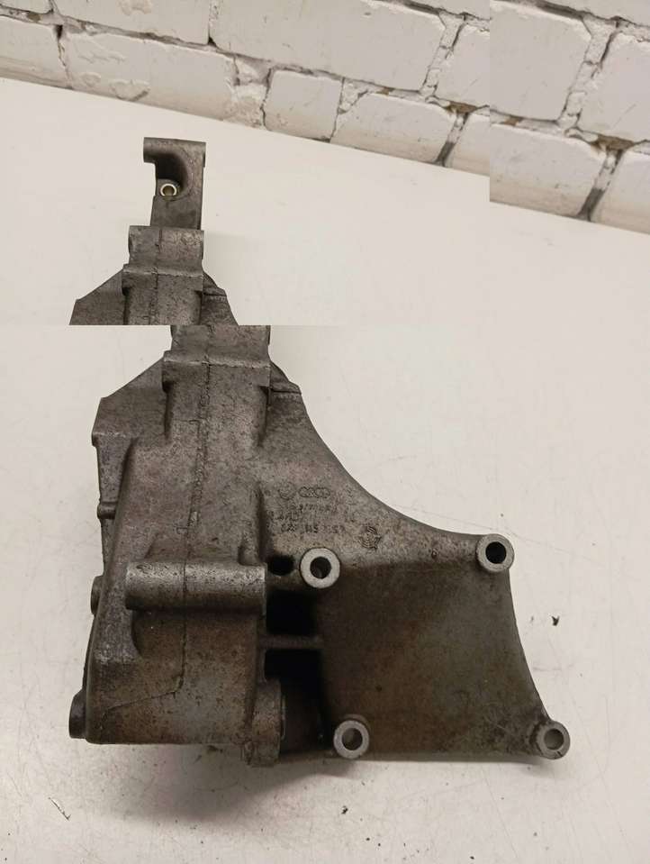Volkswagen LT (1996 - 2007)  074145189 Кронштейн генератора