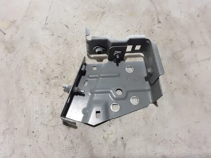 Renault Master III (2010 - ) 631429931R Крепление крыла — фото 1