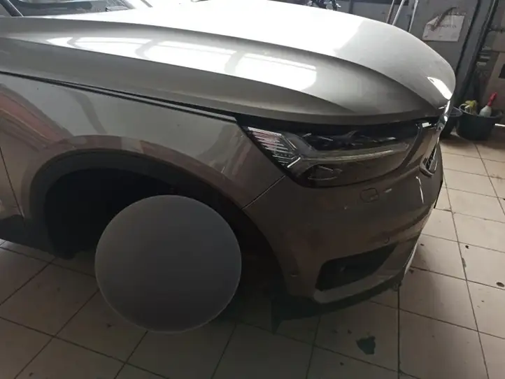 Volvo XC40 (2017 - ) Комплект передней части — фото 3