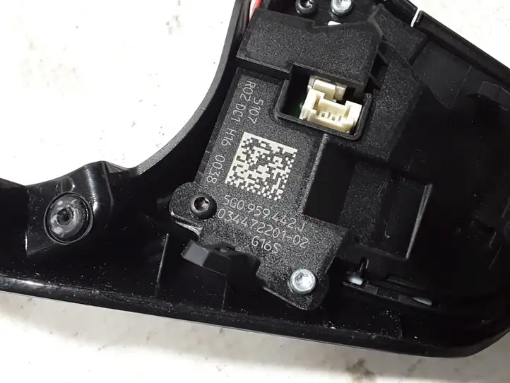 Volkswagen Golf VII (2013 - 2019) 5G0959442J Кнопки на рулевом колесе — фото 3