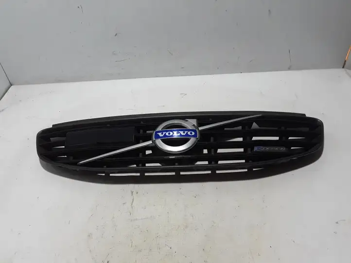 Volvo XC60 (2013 - 2017) 31353832 Передняя решетка — фото 1