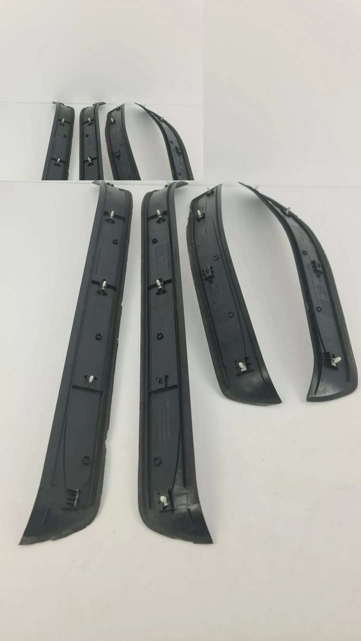 BMW 5 E60 E61 (2004 - 2010)  7897244 Комплект обшивки порога (внутренний)