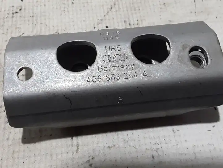 Audi A6 C7 (2014 - 2018) 4G9863254A Прочая отделка багажника — фото 3