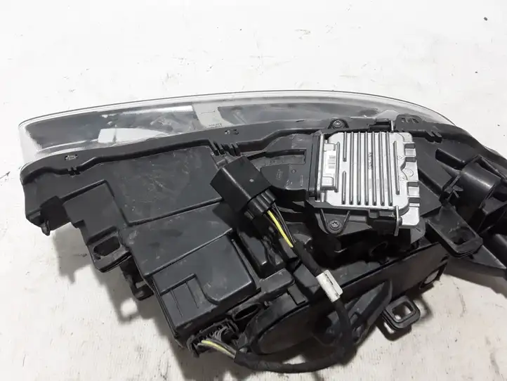Volvo V60 (2013 - 2018) 31420261 Передняя фара — фото 2
