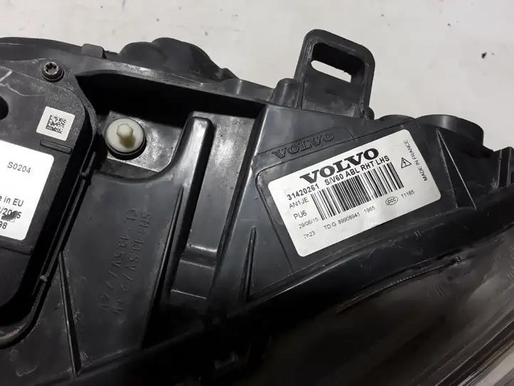 Volvo V60 (2013 - 2018) 31420261 Передняя фара — фото 4