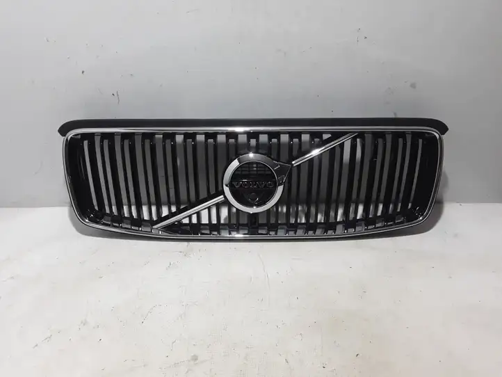 Volvo XC90 (2014 - 2019) 32368155 Передняя решетка — фото 1