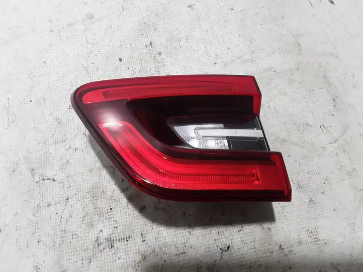Renault Kadjar (2018 - ) 265505069R Задний фонарь в крышке багажника — фото 1
