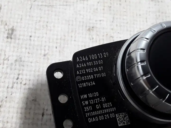 Mercedes-Benz CLA C117,X117,W117 (2013 - 2019) A2469001309 Мултифункционный включатель управления / ручка — фото 2