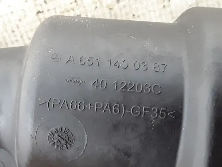 Mercedes-Benz CLA C117,X117,W117 (2013 - 2019) A6511400387 Трубка подачи воздуха — фото 2