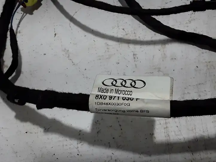 Audi A1 (2010 - 2014) 8X0971030F Прочая электропроводка — фото 2