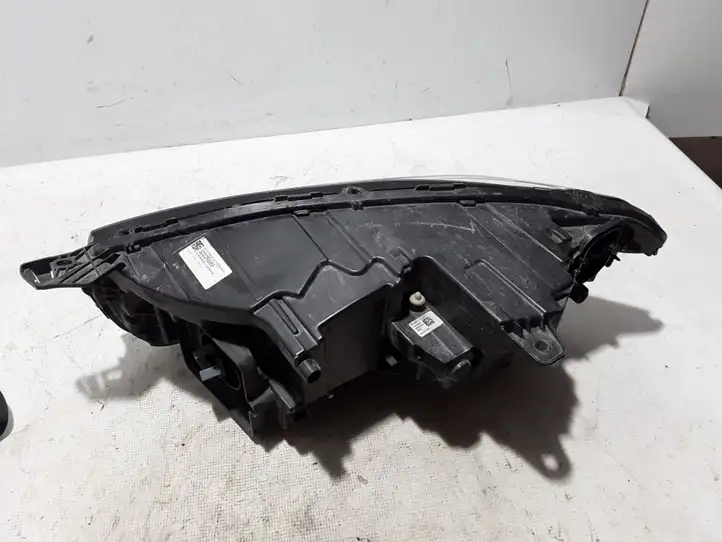 Volvo XC90 (2014 - 2019) 32228689 Передняя фара — фото 2