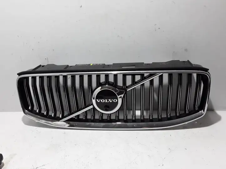 Volvo XC90 (2019 - ) 31698381 Передняя решетка — фото 1