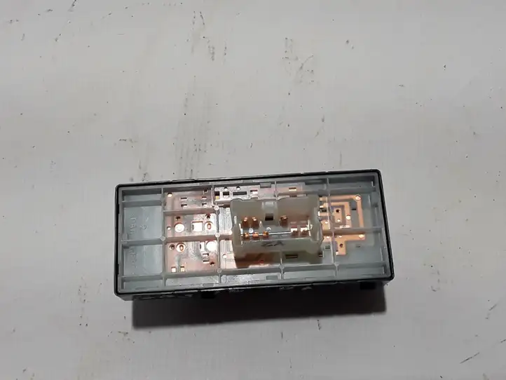 Nissan Qashqai (2013 - 2017) 254114BA0A Блок кнопок стеклоподъемников — фото 2