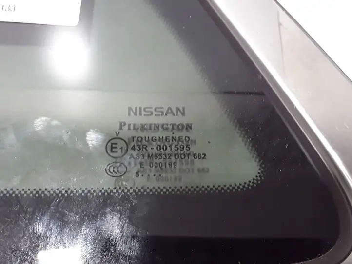 Nissan Qashqai (2013 - 2017) Заднее боковое стекло — фото 3