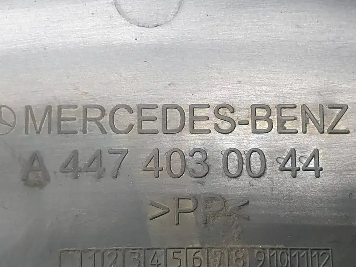 Mercedes-Benz Vito W447 (2014 - ) A4474030044 Обшивка ниши запасного колеса — фото 5