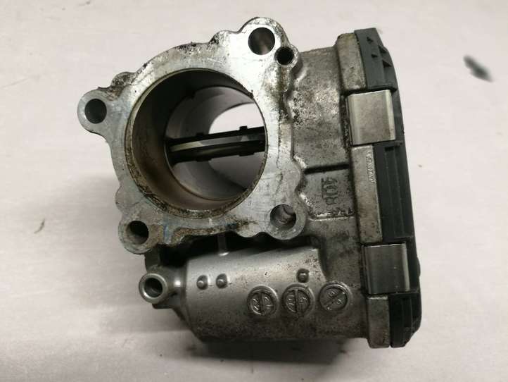 Nissan X-Trail T31 (2007 - 2014)  8200330812 Дроссель