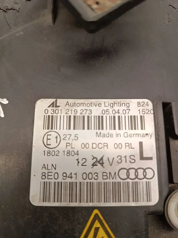 Audi A4 S4 B8 8K (2007 - 2011) 8E0941003BM Передняя фара — фото 6