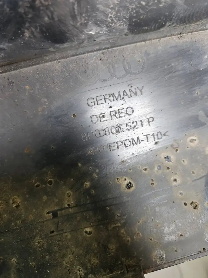 Audi A3/S3 8P (2008 - 2013) 8R0807521P Нижняя часть переднего бампера — фото 7