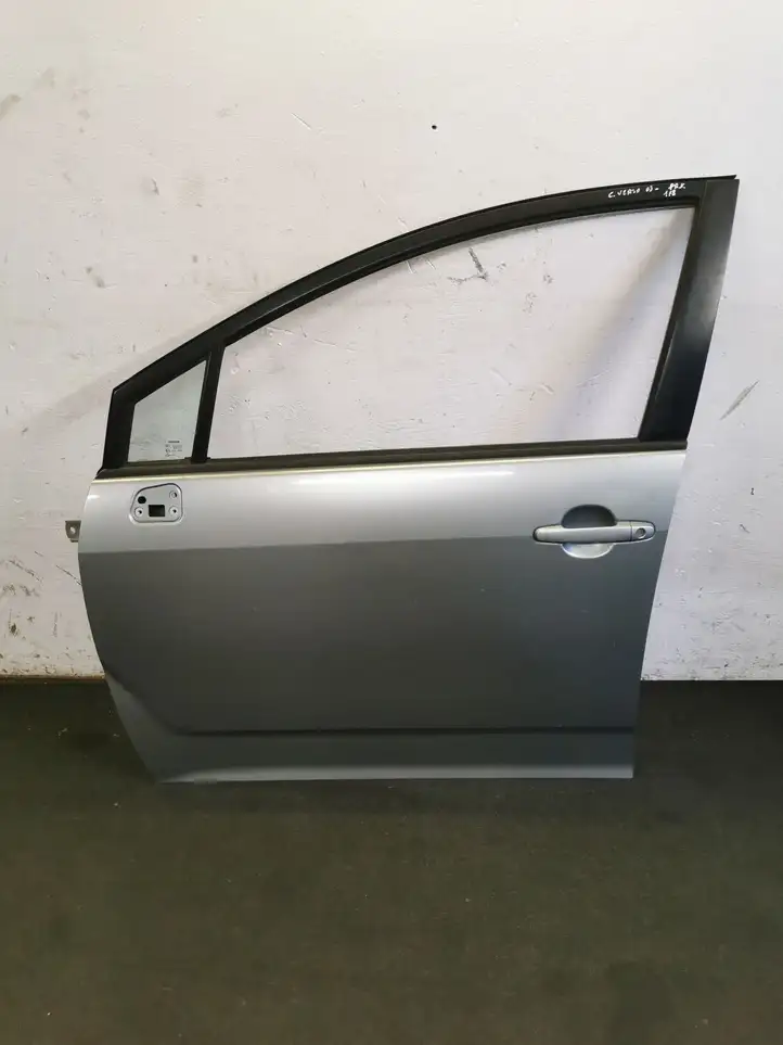 Toyota Corolla Verso AR10 (2004 - 2009) Дверь — фото 1