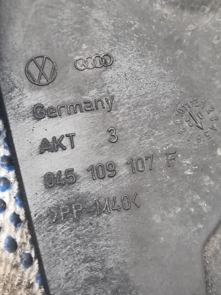 Volkswagen PASSAT B5.5 (2001 - 2005) 045109107F Защита ремня ГРМ — фото 2