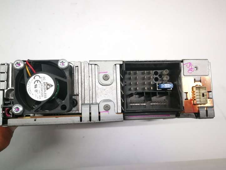 BMW 5 E60 E61 (2004 - 2010)  9149242 CD/DVD чейнджер