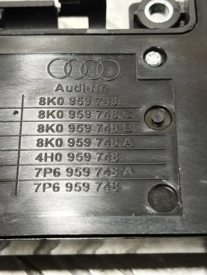 Audi A6 C7 (2011 - 2014) 8K0959748 Управление регулеровки сидений — фото 3
