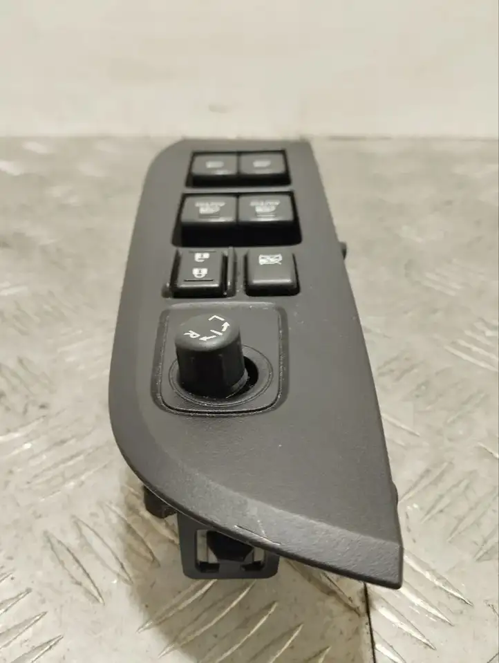 Subaru Outback (BS) (2014 - 2019) 83071AL05A Кнопка стеклоподъемников — фото 3