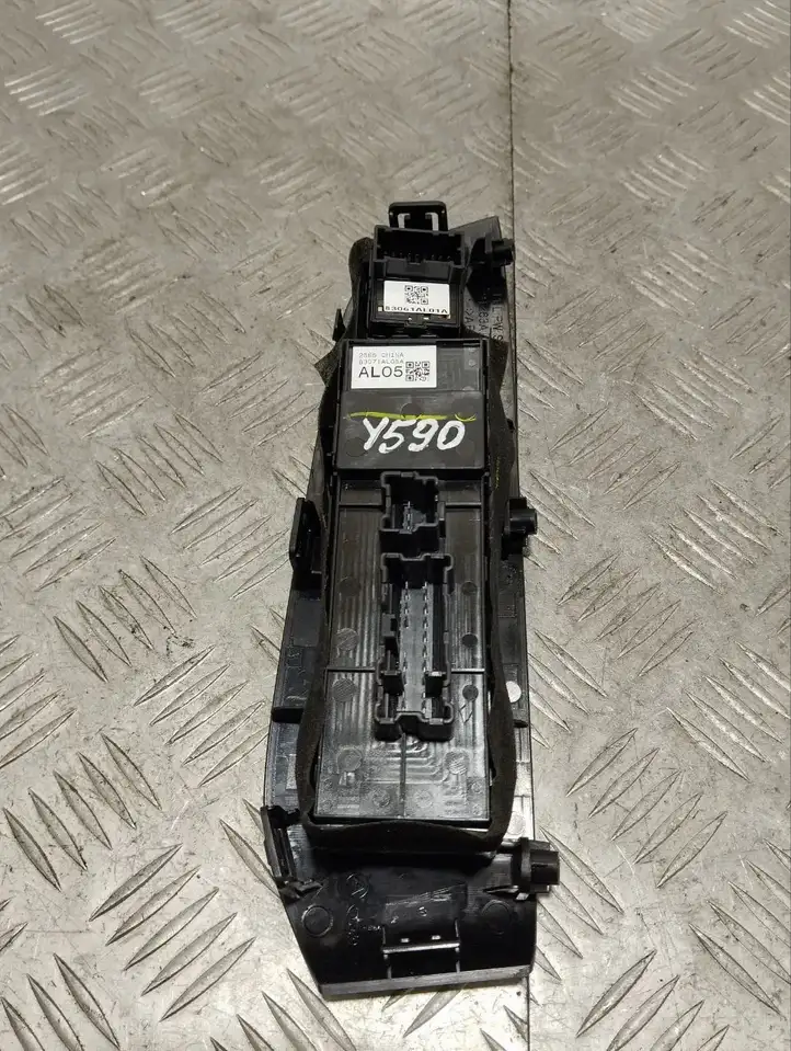 Subaru Outback (BS) (2014 - 2019) 83071AL05A Кнопка стеклоподъемников — фото 4