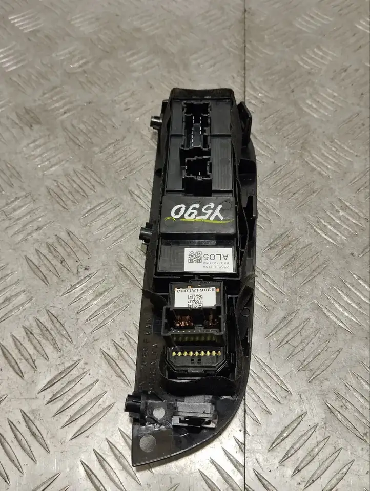 Subaru Outback (BS) (2014 - 2019) 83071AL05A Кнопка стеклоподъемников — фото 5