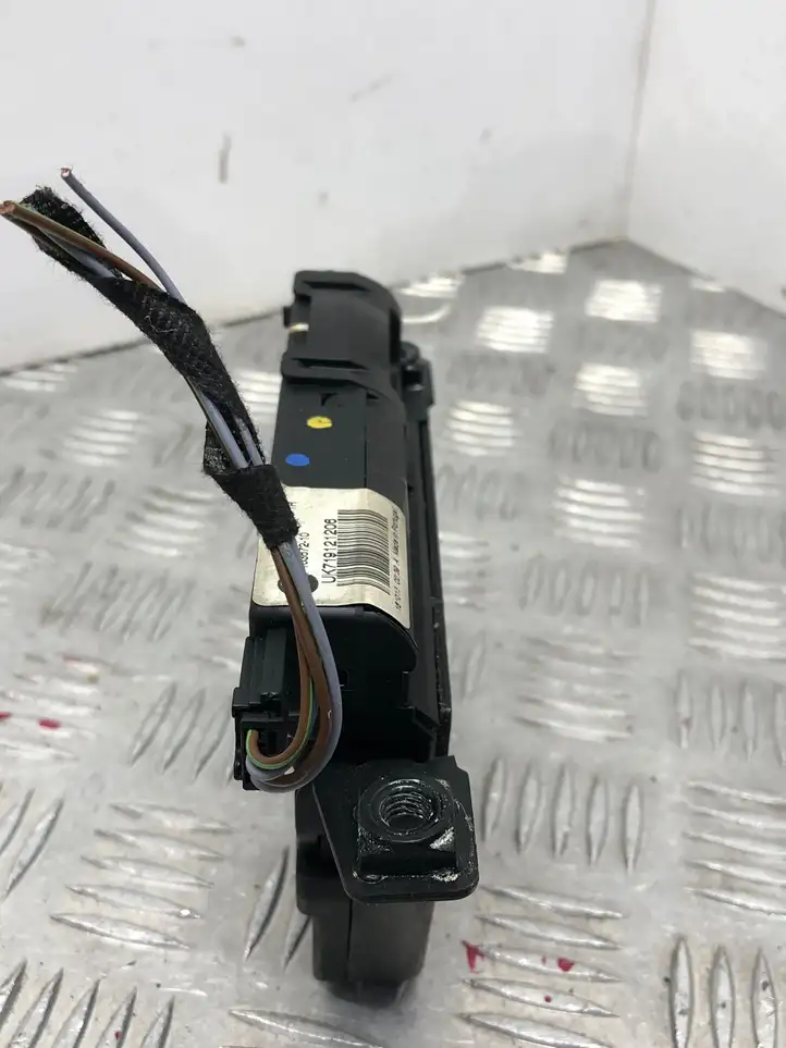 BMW 3 F30 F35 F31 (2012 - 2018) 918064107 Замок крышки багажника — фото 3