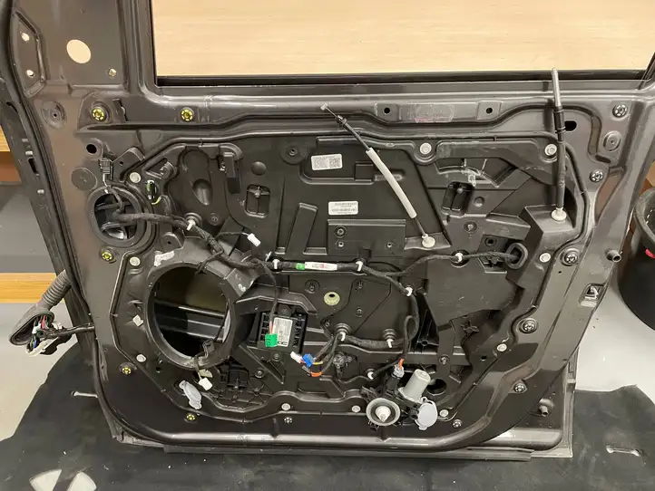 Dodge Ram (2018 - ) Дверь — фото 14