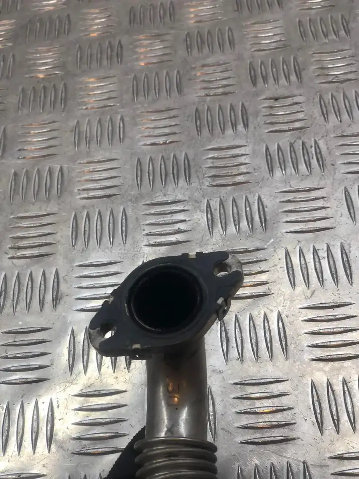 Ford Focus ST (2015 - 2018) 04715F01 Трубка EGR — фото 2