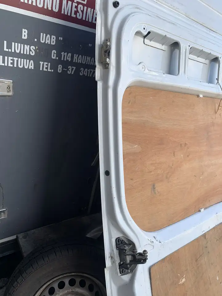 Mercedes-Benz Sprinter W906 (2006 - 2018) Боковая раздвижная дверь — фото 5
