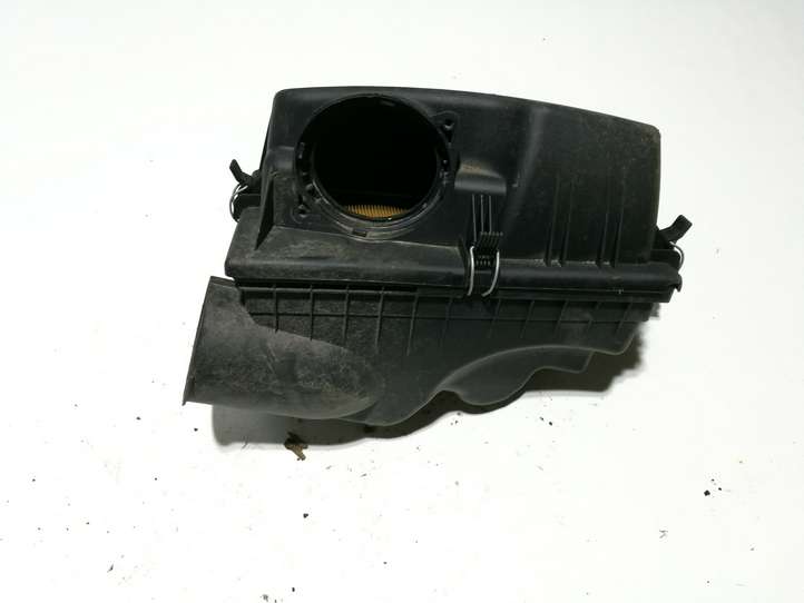 BMW 5 E60 E61 (2004 - 2010)  7792416 Воздушный фильтр