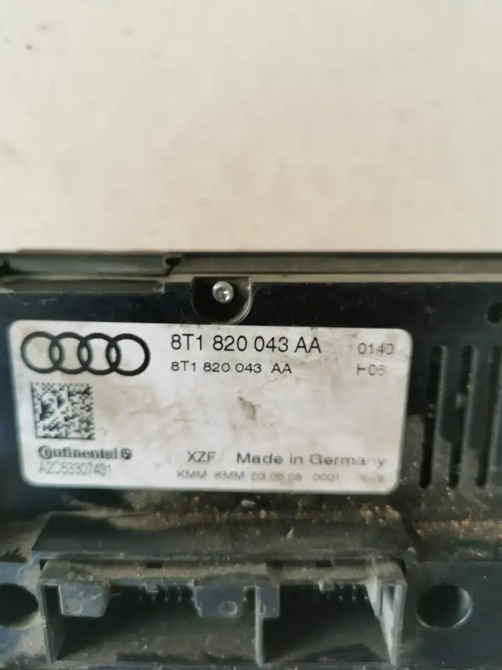 Audi A4 S4 B8 8K (2007 - 2011) 8T1820043AA Блок управления климат-контролем — фото 2