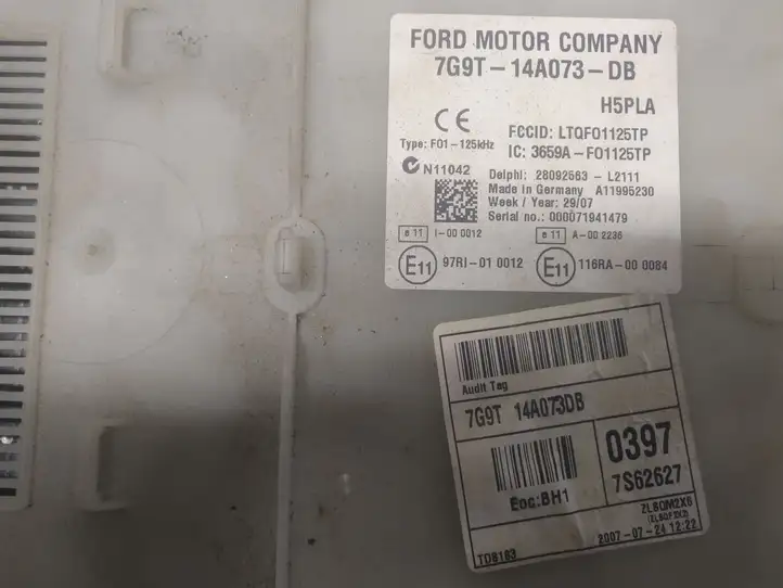Ford Mondeo MK IV (2007 - 2014) 7G9T14A073DB Модуль комфорта — фото 2