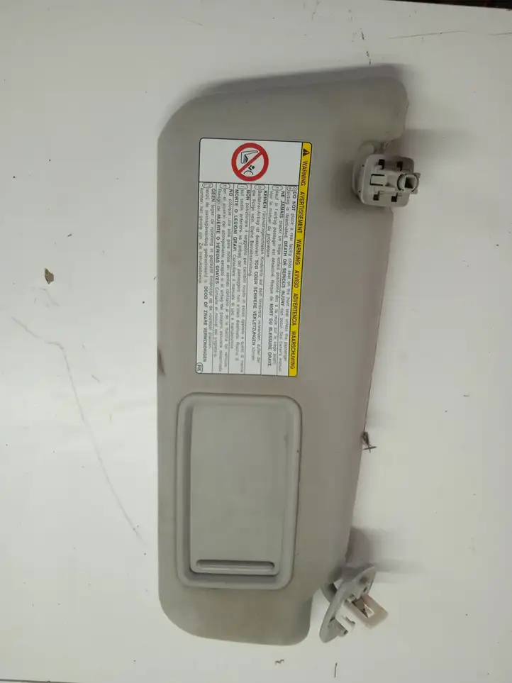 Toyota Prius+ (ZVW40) (2011 - 2018) Солнцезащитный козырек — фото 1