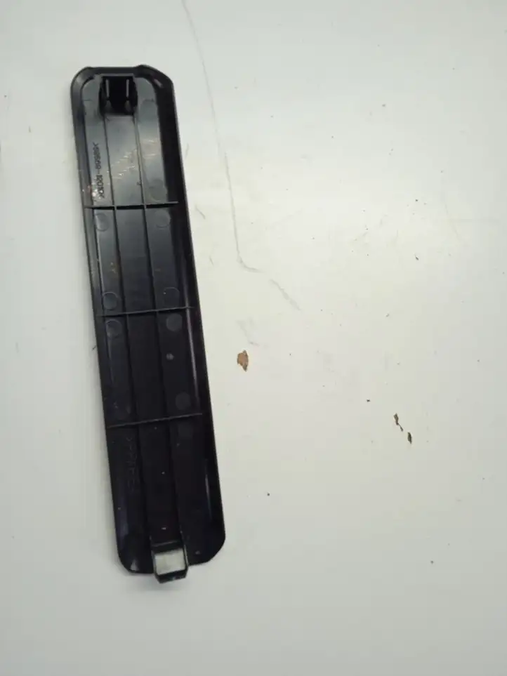 Toyota Prius+ (ZVW40) (2011 - 2018) 5856912010 Прочие детали салона — фото 2
