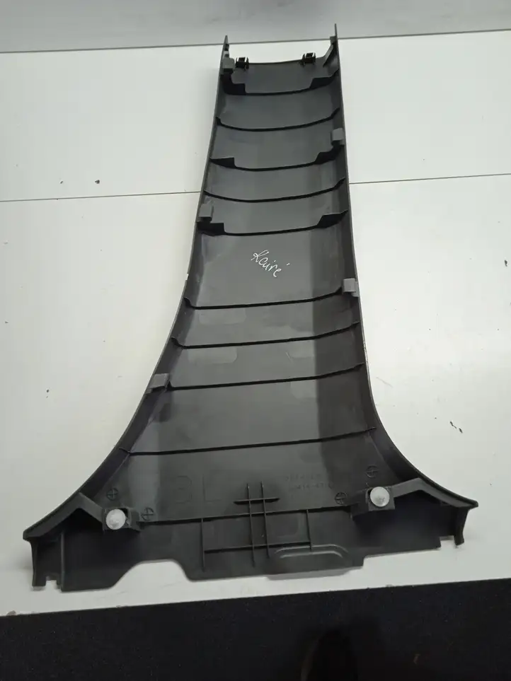 Toyota Prius+ (ZVW40) (2011 - 2018) 6241447060 Нижняя обшивка стойки B — фото 1