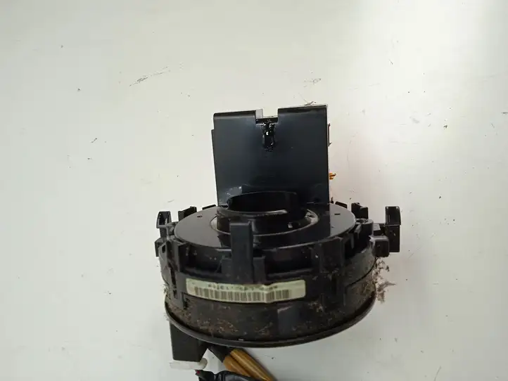 Toyota Prius (XW20) (2003 - 2009) 4802075B084 Контактное кольцо SRS — фото 3