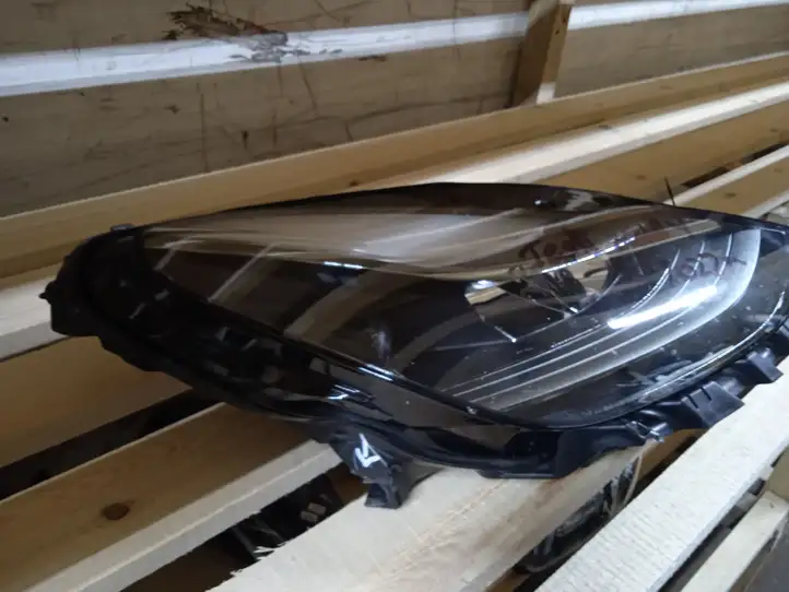 Tesla Model Y (2019 - 2024) 151495300D Передняя фара — фото 1